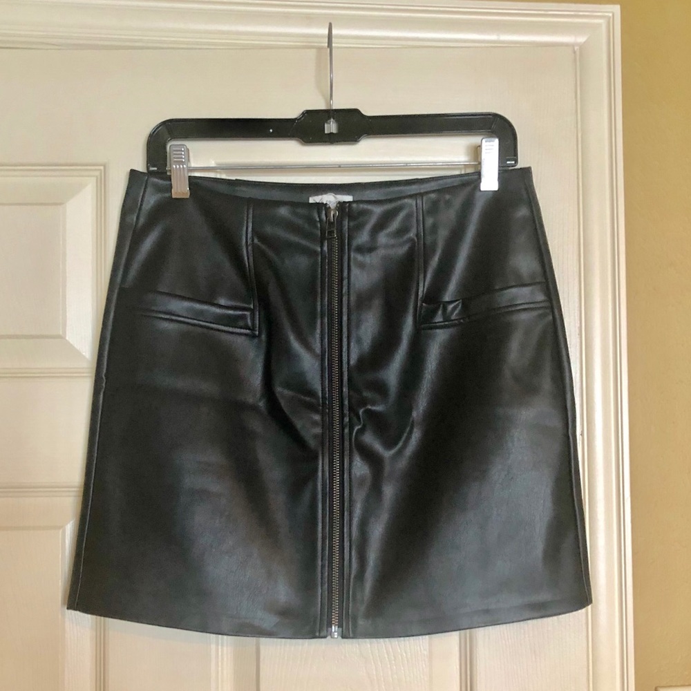 Black faux leather mini skirt